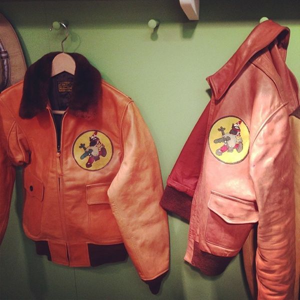 926469_834137023277857_2024184048_n